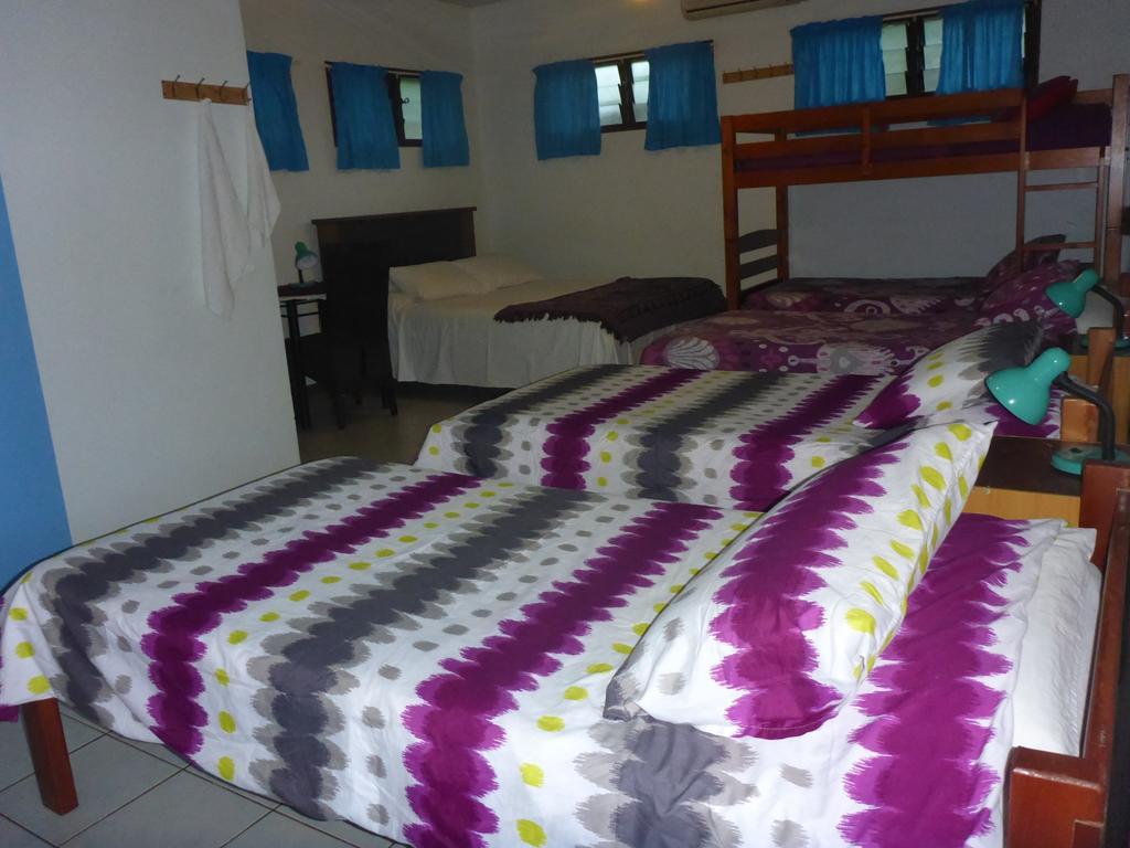 Travellers Budget Motel Порт Вила Екстериор снимка
