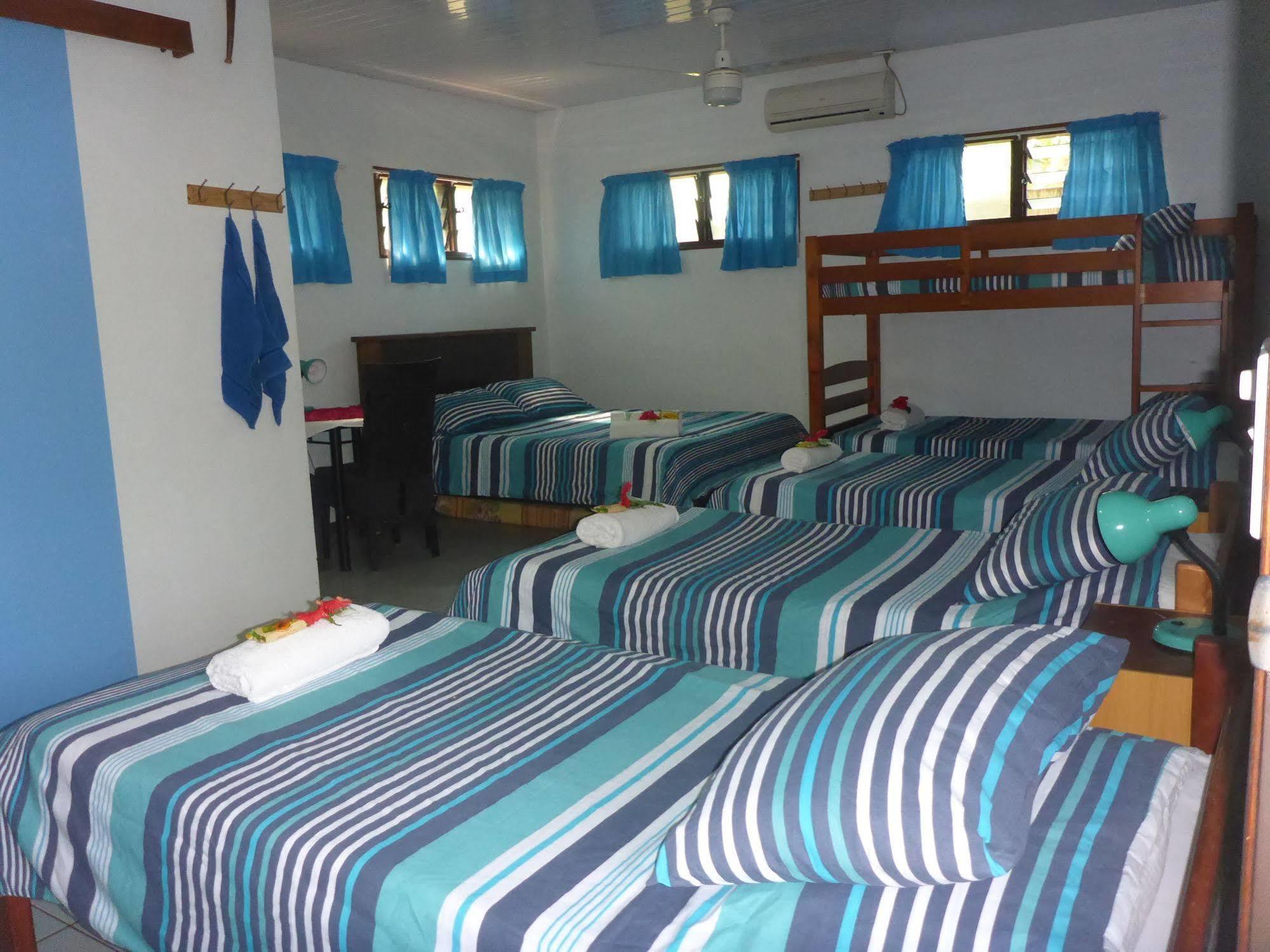 Travellers Budget Motel Порт Вила Екстериор снимка