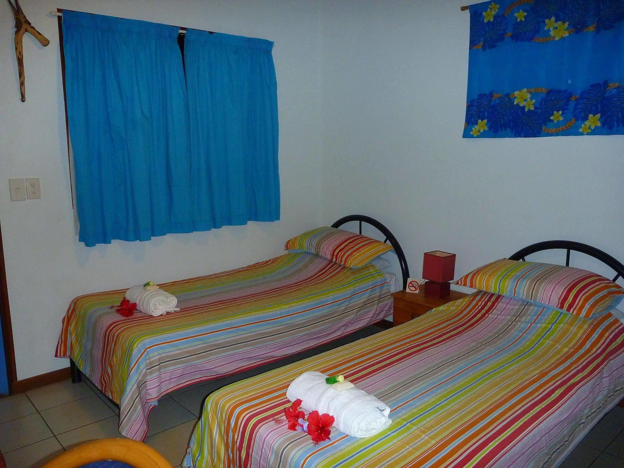 Travellers Budget Motel Порт Вила Екстериор снимка