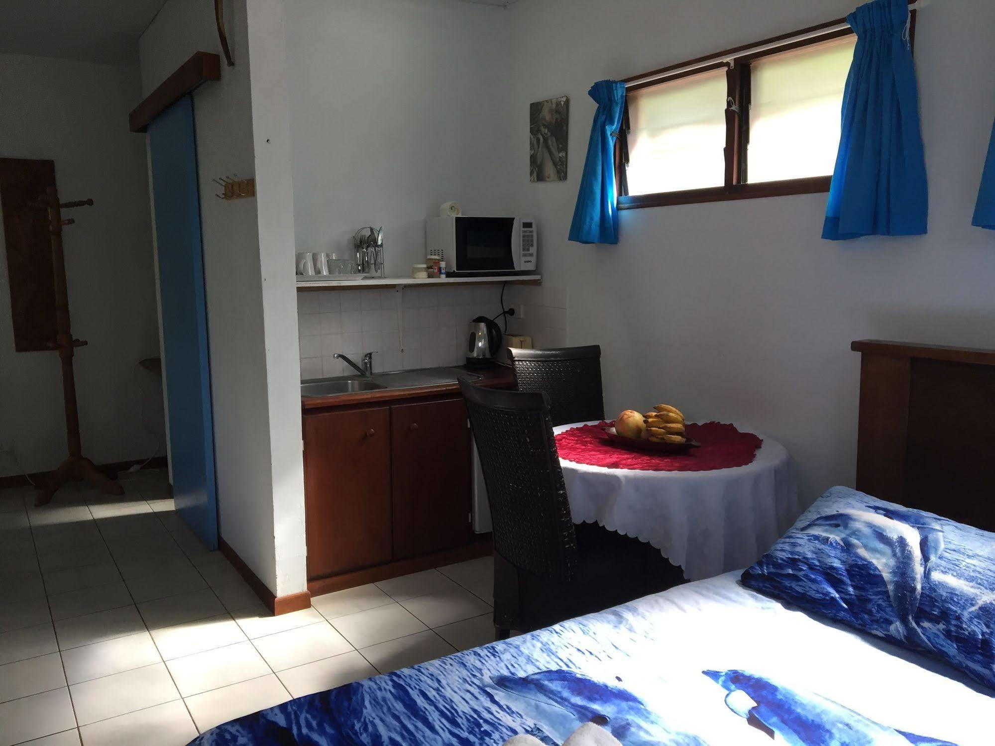 Travellers Budget Motel Порт Вила Екстериор снимка