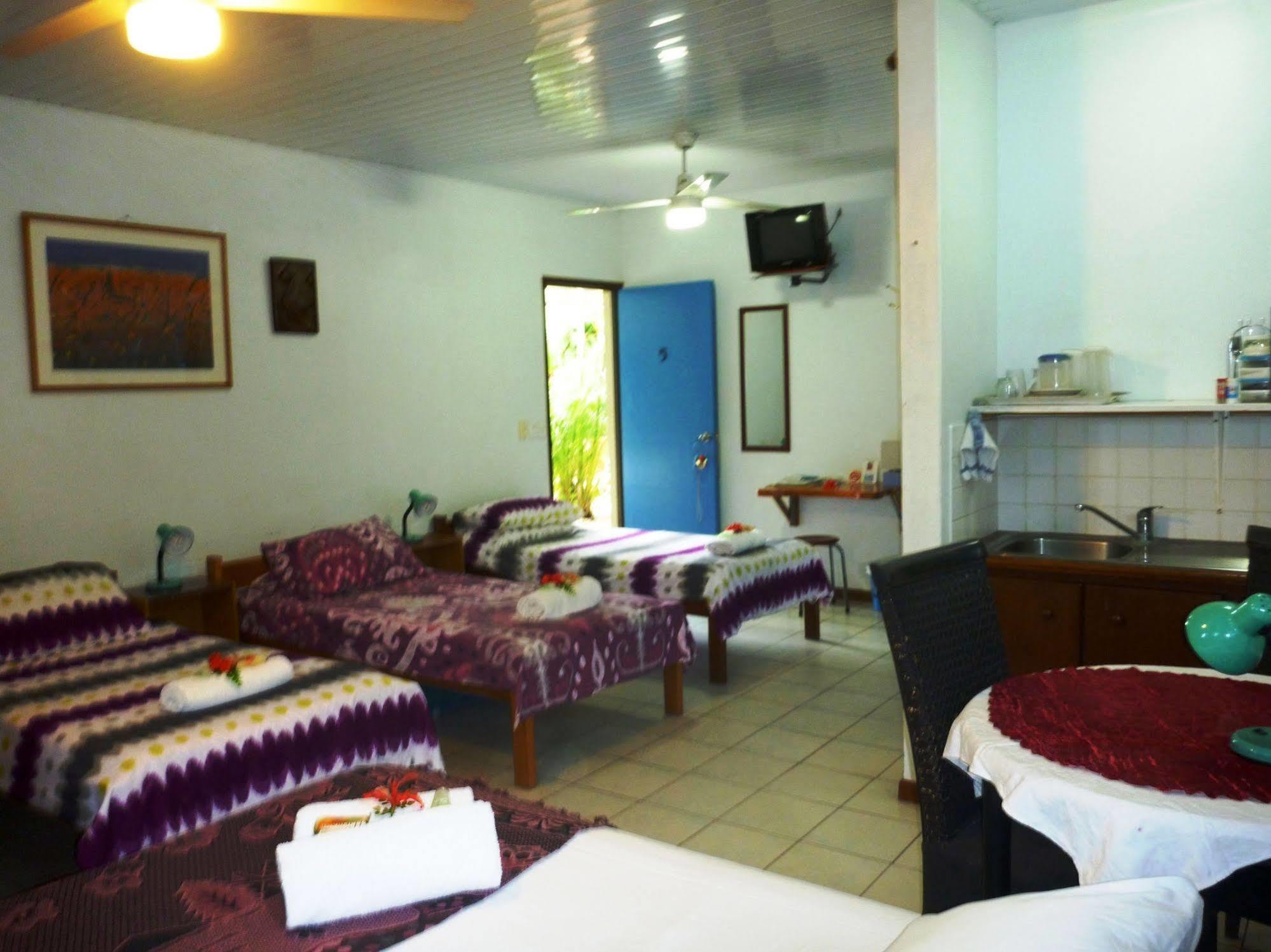 Travellers Budget Motel Порт Вила Екстериор снимка